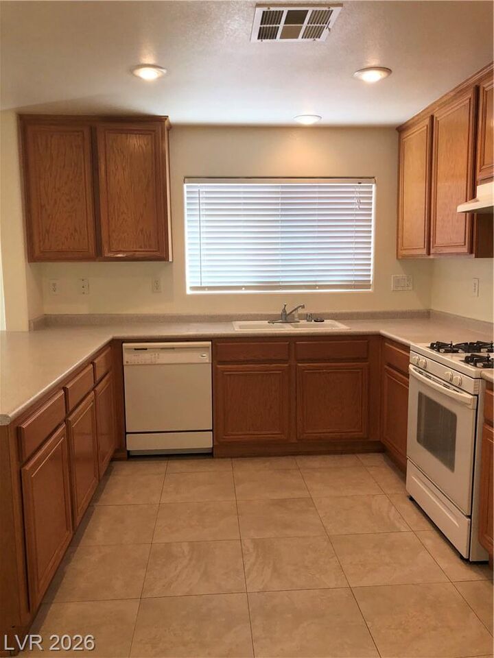 Property Photo:  275 Calvino Avenue  NV 89183 