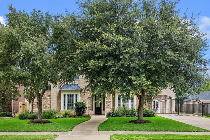 Property Photo: 3706 Gable Grove Lane TX 77494