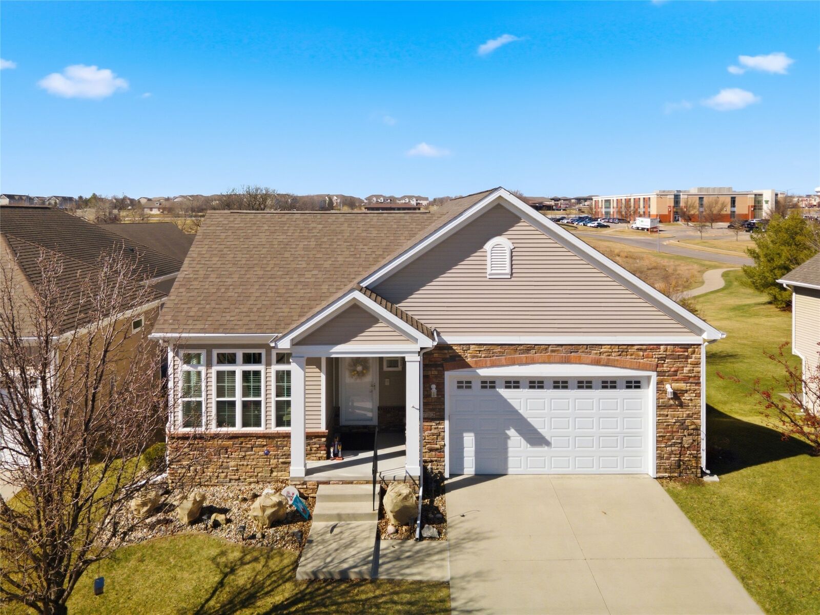 Property Photo: 2712 SW Westview Lane IA 50023