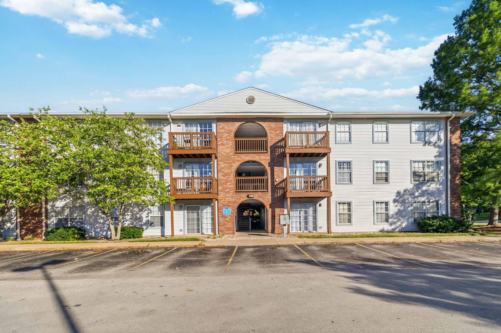 Property Photo:  251 Simpson Avenue 319  KY 40504 