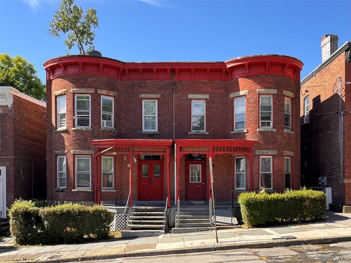 Property Photo:  51 Benkard Avenue  NY 12550 