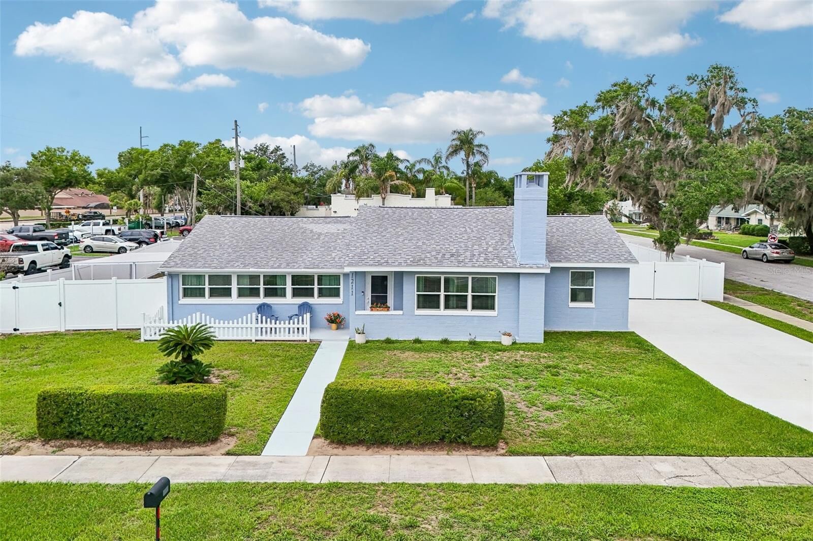 Property Photo:  1211 Morningside Drive  FL 32757 