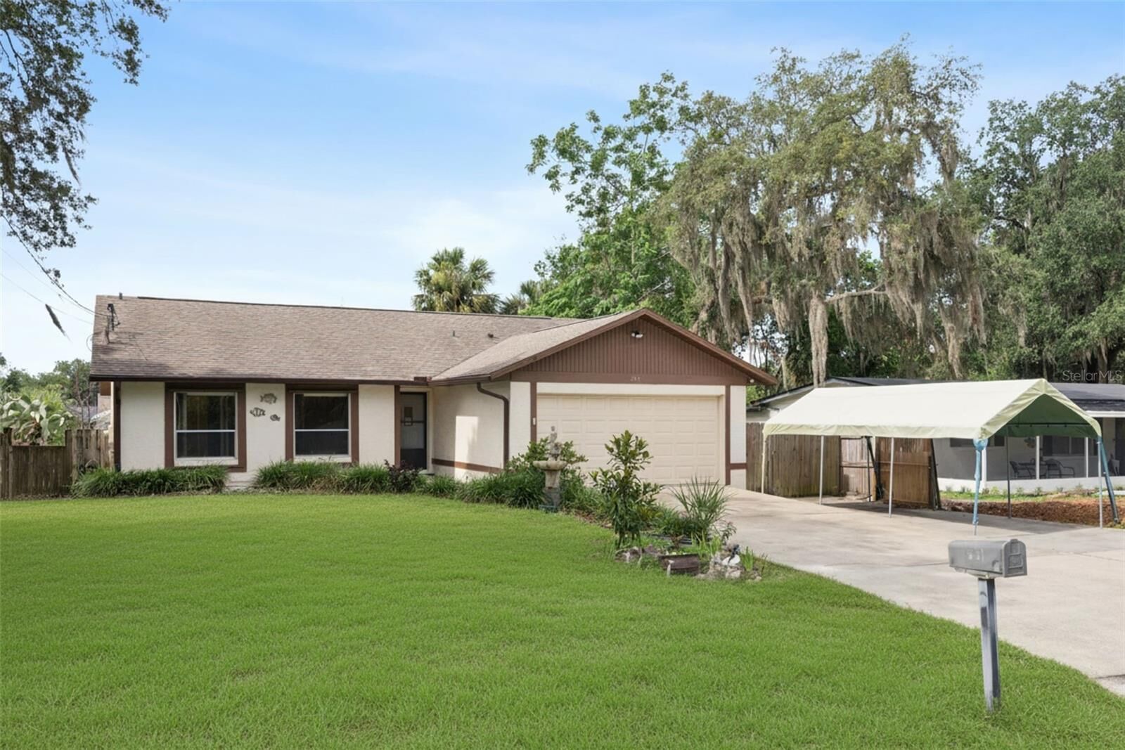 Property Photo:  231 Ruth Boulevard  FL 32750 