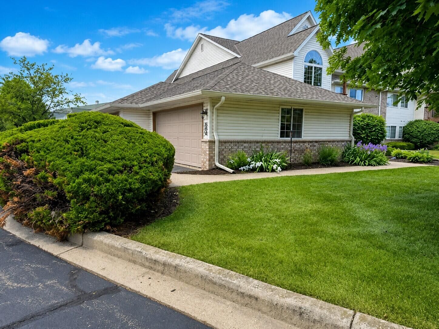 Property Photo: 2205 N University Dr WI 53188