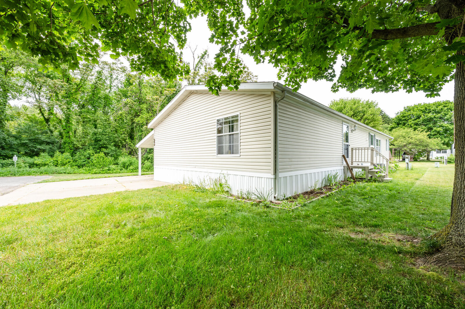 Property Photo:  8836 Stevensville-Baroda Road  MI 49101 