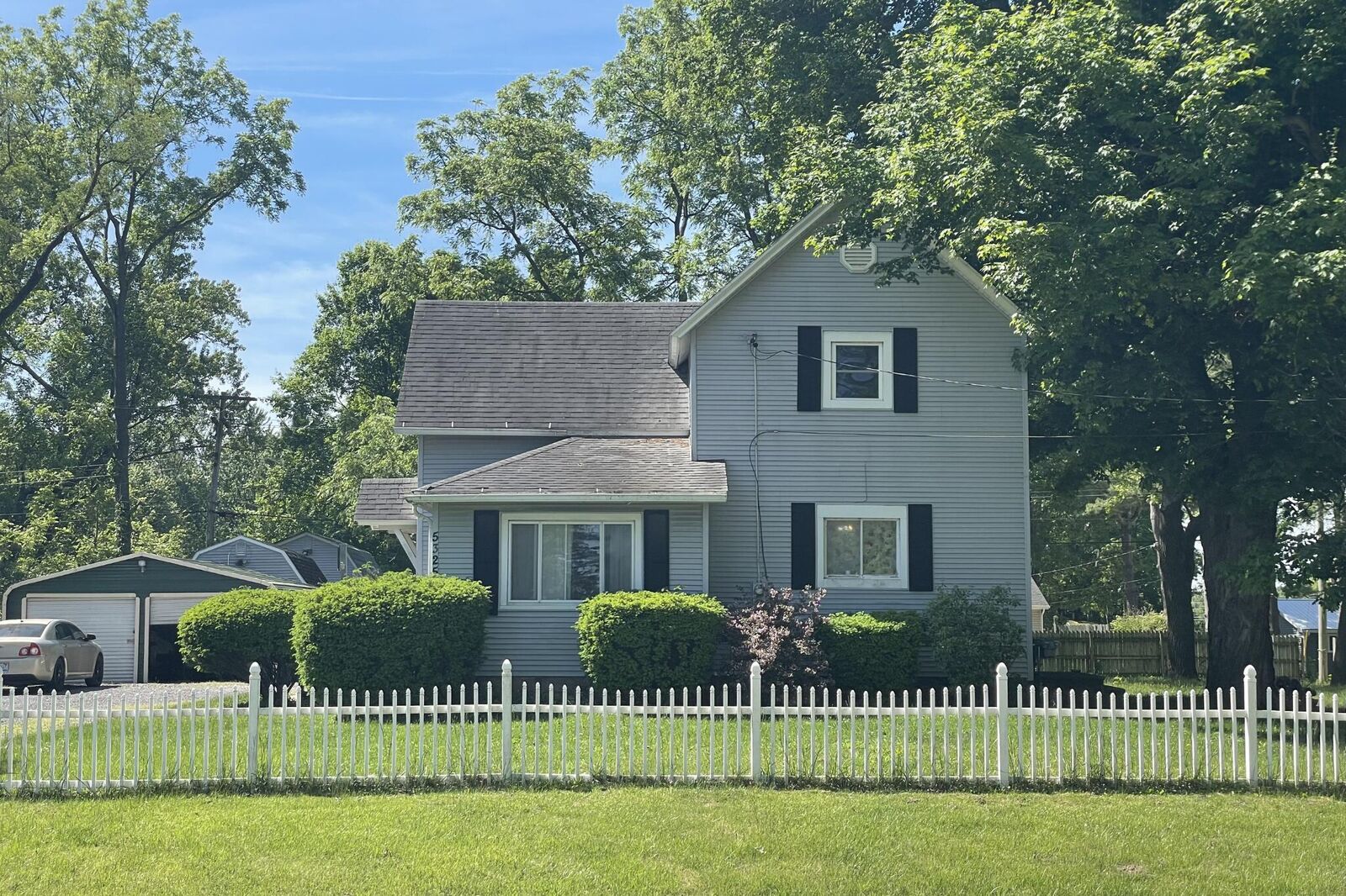 Property Photo: