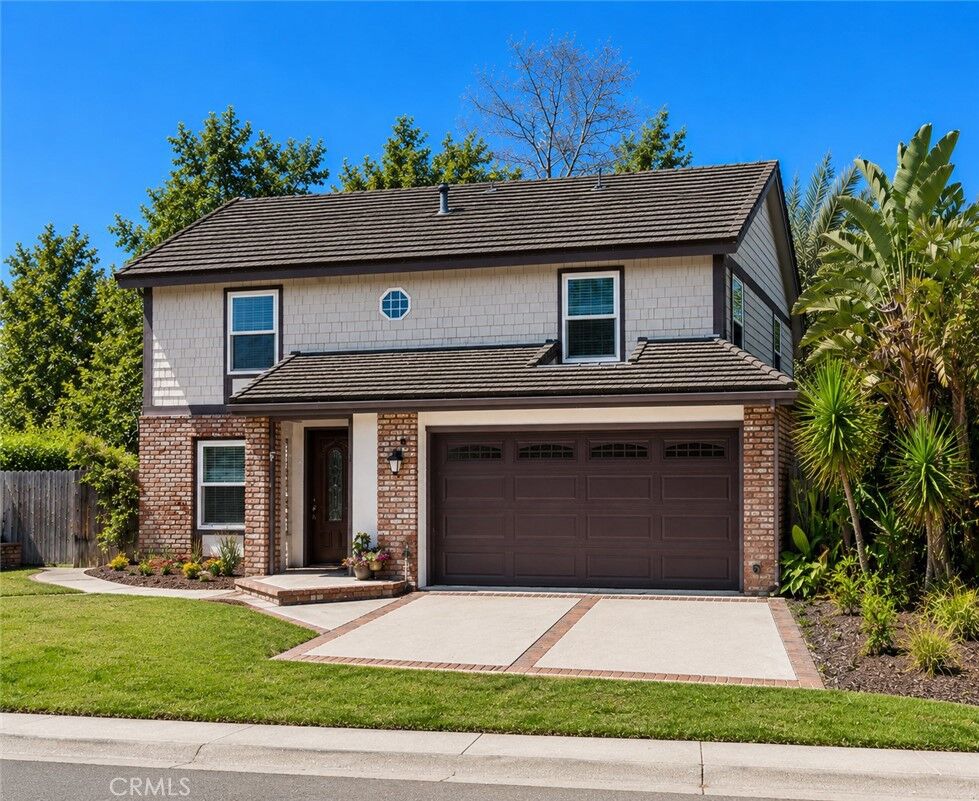 Property Photo:  15 Bluecoat  CA 92620 