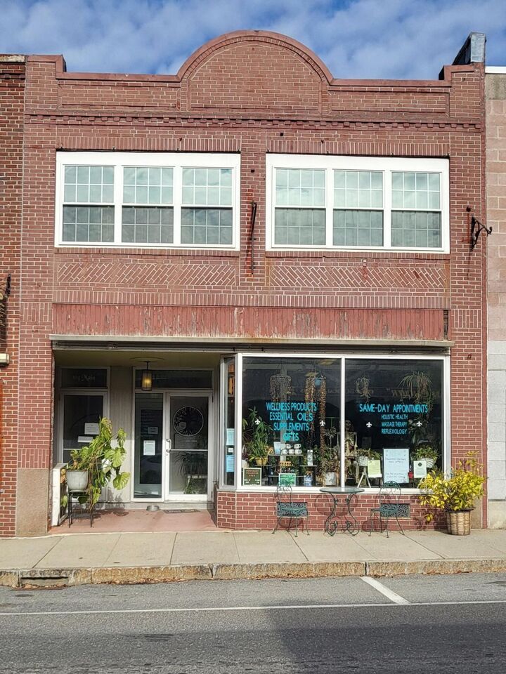 Property Photo: 108 Main Street ME 04605