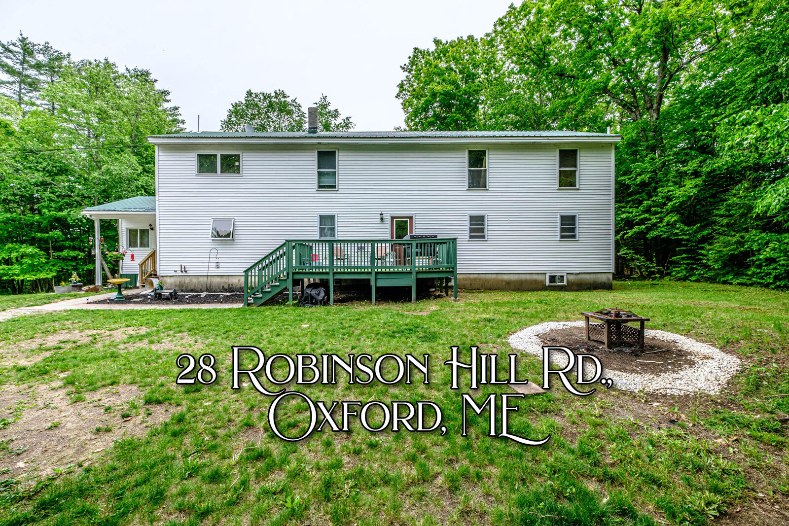 Property Photo:  28 Robinson Hill Road  ME 04270 