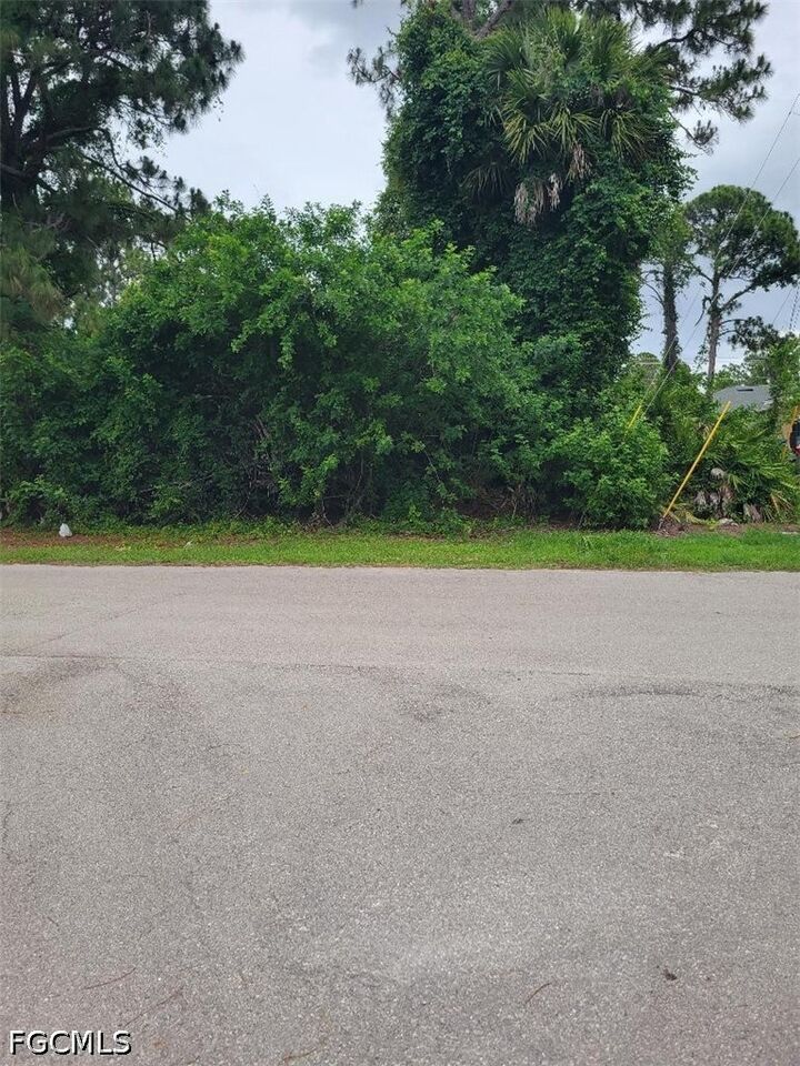 Property Photo: 439 Lackey Avenue S FL 33974