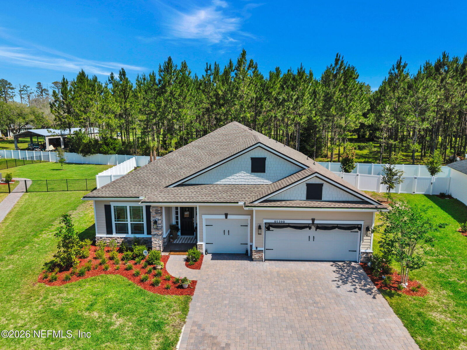 Property Photo: 85390 Sandy Ridge Loop FL 32097