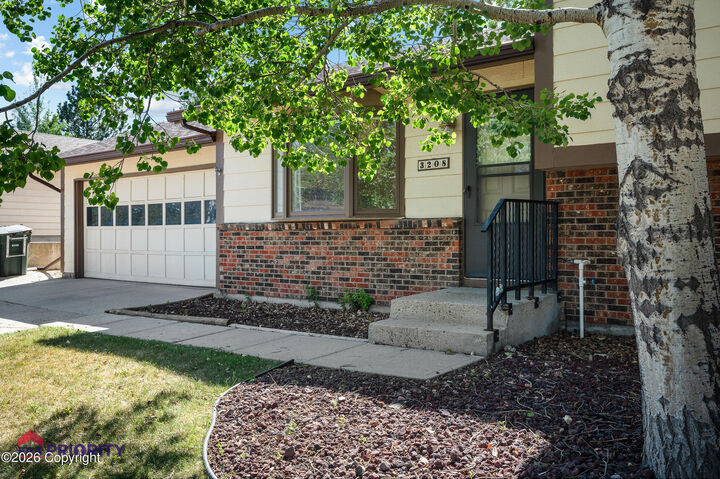 Property Photo:  3208 Harder Dr -  WY 82718 