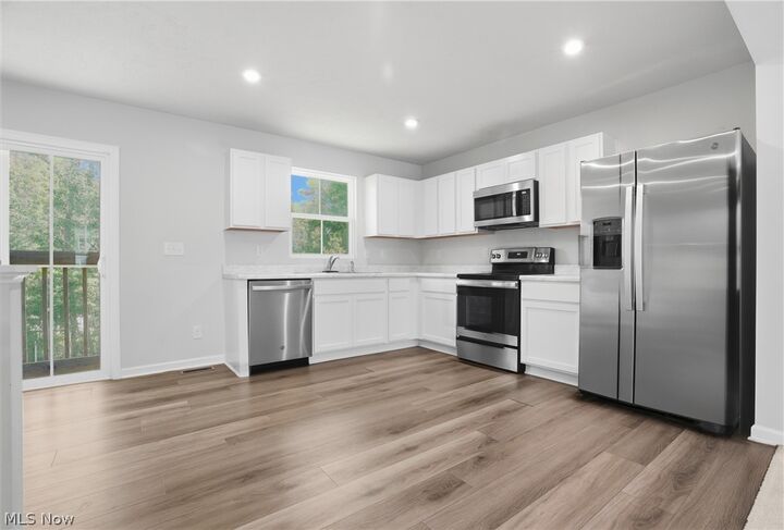 Property Photo:  212 Raintree Lane  OH 44077 