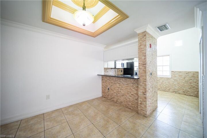 Property Photo:  3407 Winkler Ave 304  FL 33916 