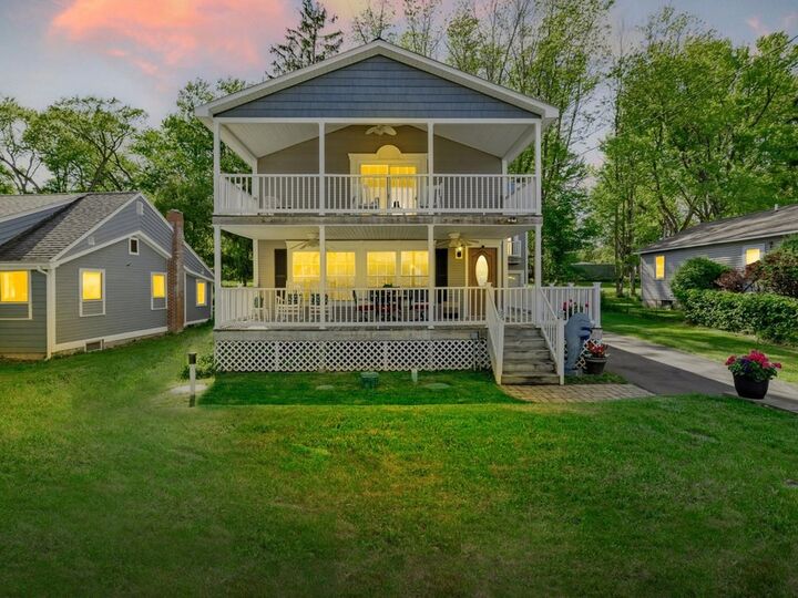 Property Photo:  450 Hathaway Point Road  VT 05478 