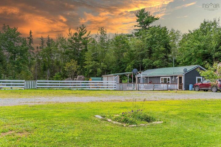 Property Photo:  377 Cloverdale Road  NS B0N 2J0 