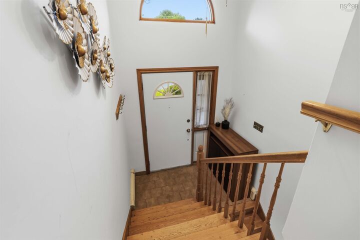 89 Clayton Park Drive — photo 1
