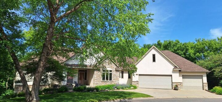 Property Photo: 1900 Timber Ridge Drive MN 55306