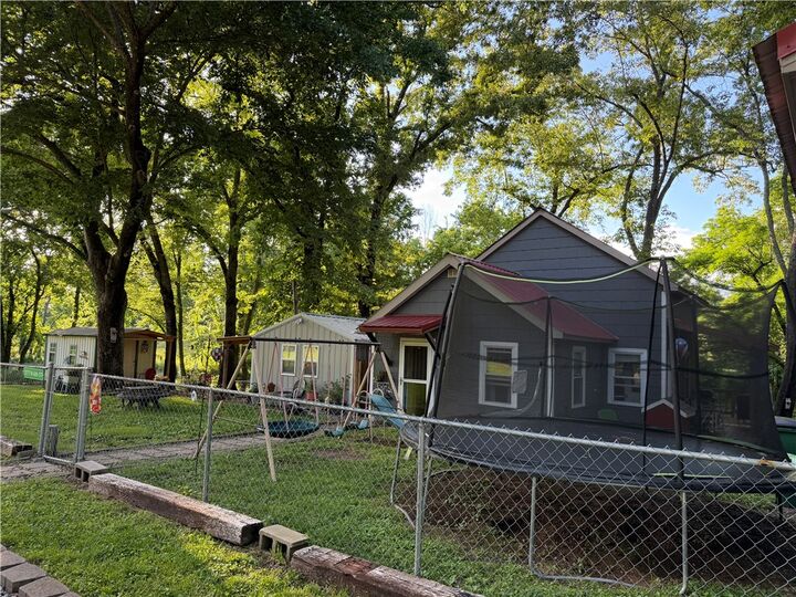 Property Photo:  277 6th Street  AR 72634 