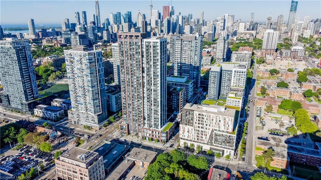 Property Photo:  130 River Street 2904  ON M5A 0R8 