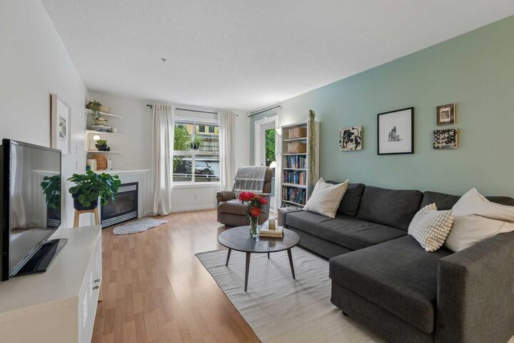 1631 28 Avenue SW 310 — photo 1
