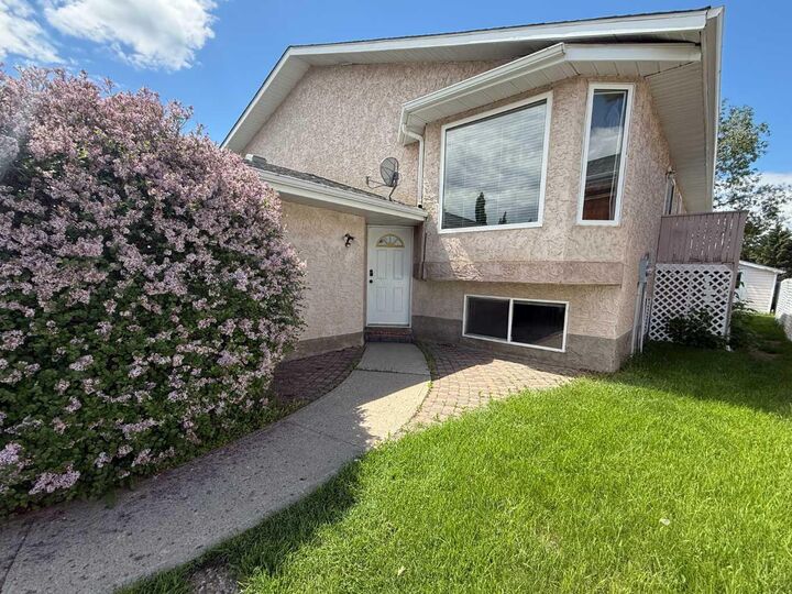 Property Photo: 528 16 Street AB T9W 1J7