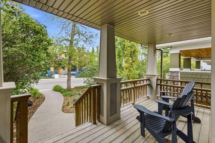 Property Photo:  613 24 Avenue NW  AB T2M 1X6 