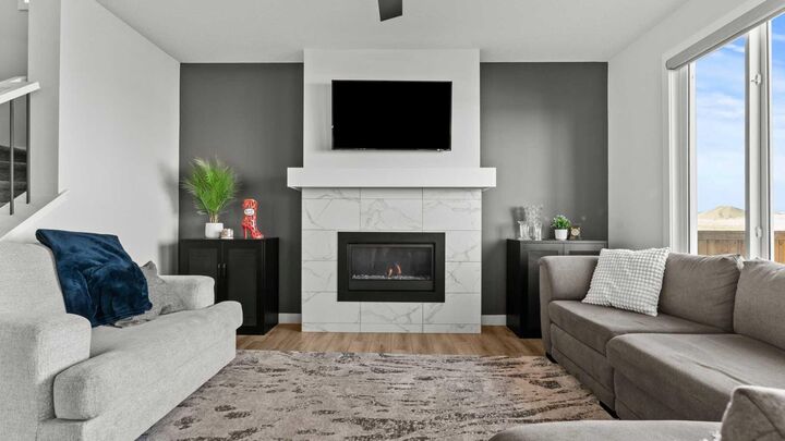 Property Photo:  152 Threepoint Cove  AB T1S 5S4 