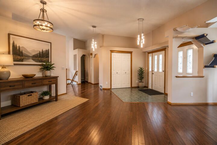 Property Photo:  35 Maple Walk  AB T0M 0S0 
