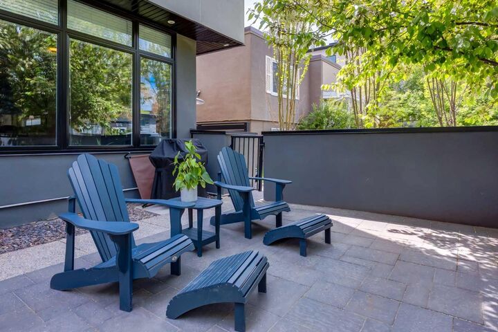 Property Photo:  1523 28 Avenue SW 1  AB T2T 1J3 
