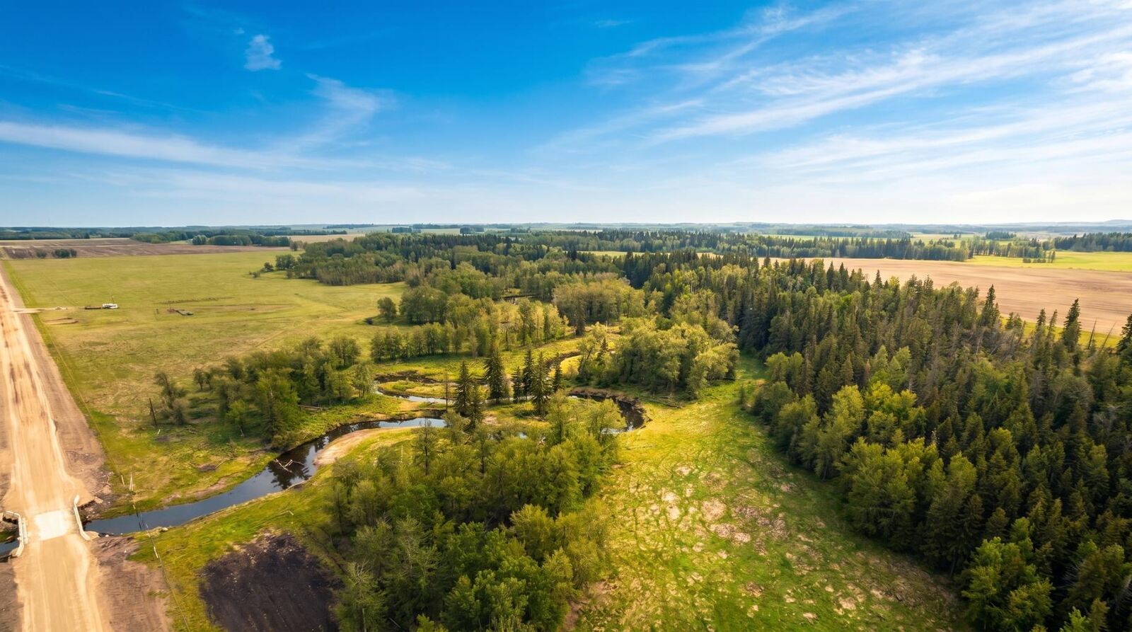 Property Photo: 424 Township Road AB T4J 1R3