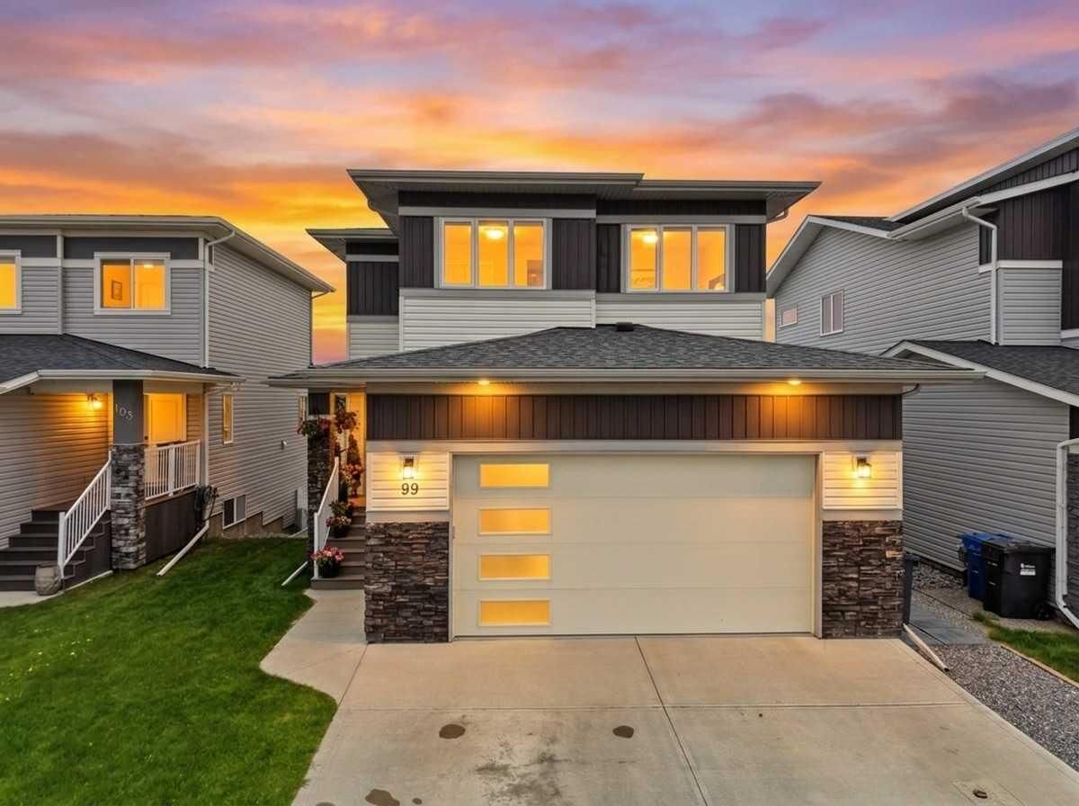 Property Photo:  99 Vancouver Crescent  AB T4R 0P3 