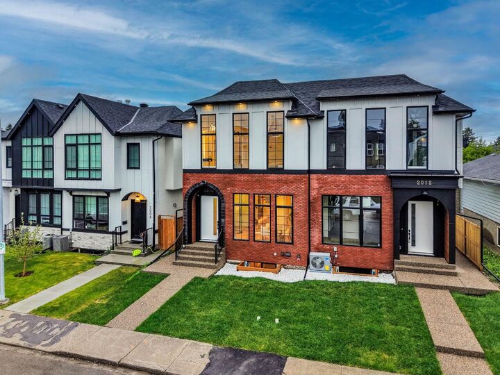 Property Photo:  2010 35 Street SW  AB T3E 2X6 