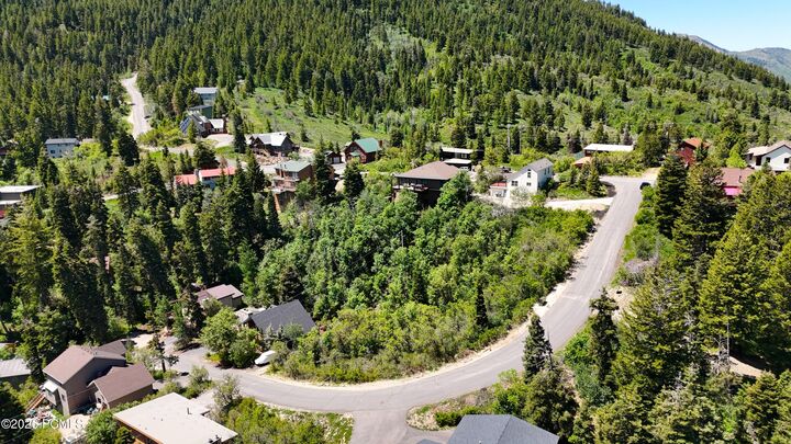 Property Photo:  130 Crestview Lane  UT 84098 