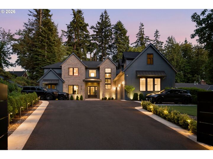 Property Photo: 14760 Uplands Dr OR 97034