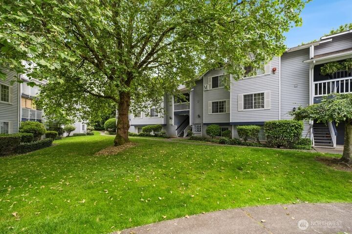 Property Photo:  7453  Newcastle Golf Club Road M203  WA 98059 