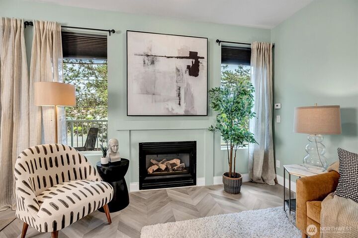 Property Photo:  10825 SE 200th Street E202  WA 98031 