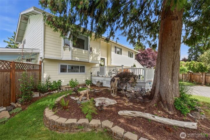 Property Photo:  6878  Helena Drive NE  WA 98311 
