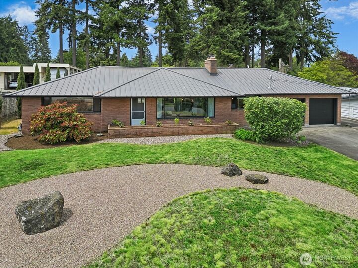 Property Photo: 4612 View Drive WA 98920
