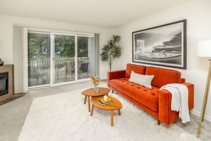 Property Photo:  7809  218th Street SW 10  WA 98026 