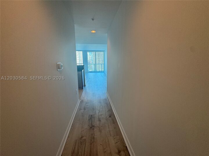 Property Photo: 244 Biscayne Blvd 2105 FL 33132