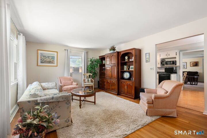 Property Photo:  9 Stanton Road  CT 06473 