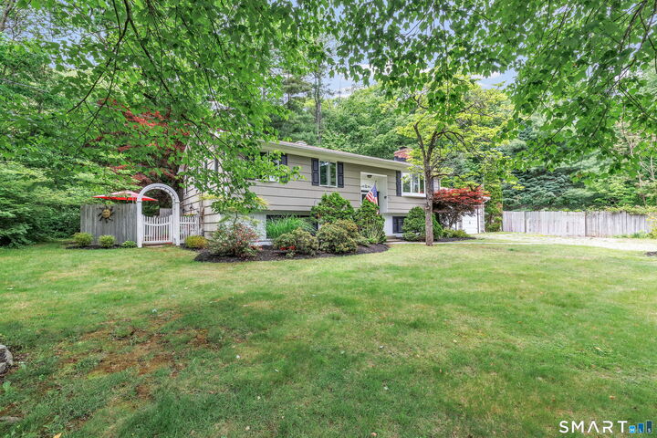 Property Photo:  279 Pastors Walk  CT 06468 