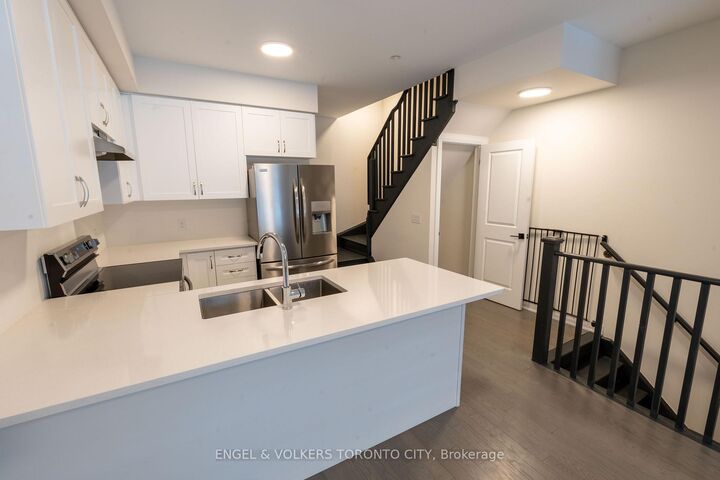 Property Photo: 50 Baynes Way 5 ON L3Z 4M4
