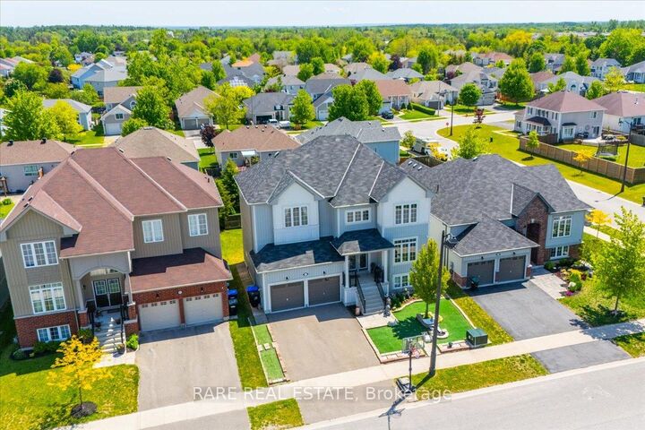 Property Photo: 211 Lia Drive ON L0M 1S0