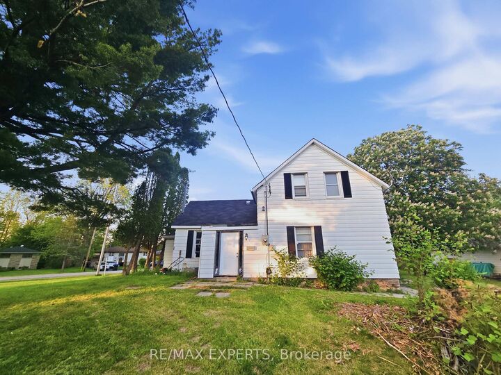 Property Photo: 47 Walnut Street ON L9R 1K2
