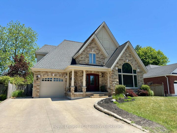 Property Photo: 241 4th Street Crescent ON N4N 3S9