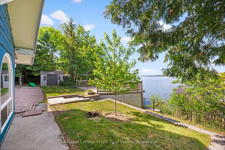 Property Photo: 24 Pettet Drive ON L9L 1B4