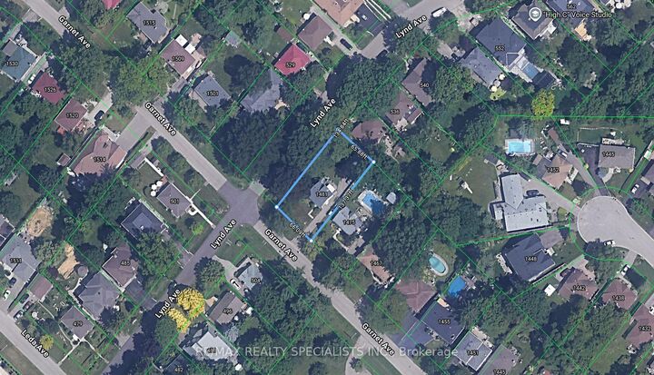 Property Photo: 1481 Garnet Avenue ON L5G 4C5
