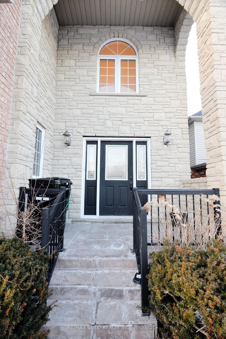 Property Photo: 230 Doon Mills Drive ON N2P 2R8